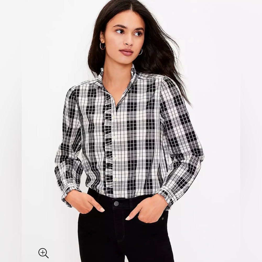 LOFT Plaid Ruffle button down black and white Shirt NWT Long sleeved size small